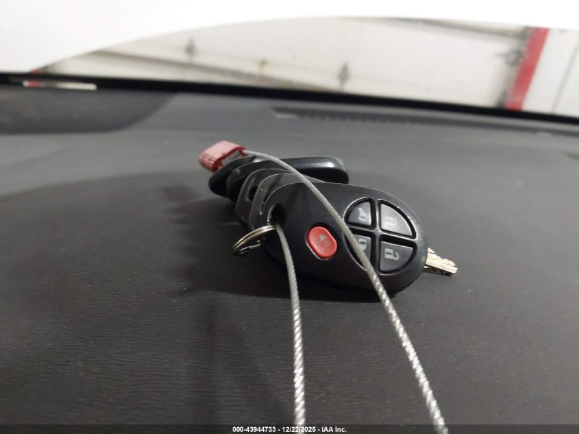 2011 Toyota Sienna Le V6 VIN: 5TDKK3DC8BS162290 Lot: 43944733