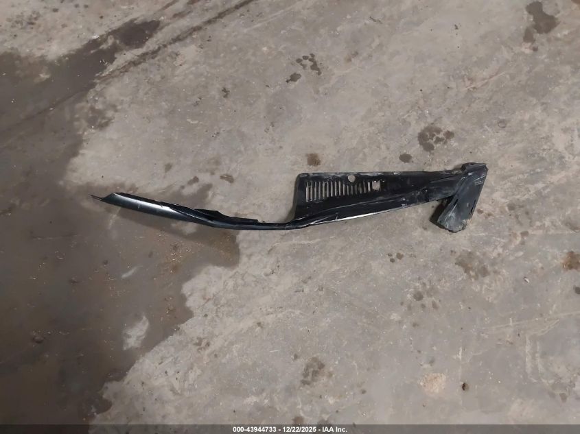 2011 Toyota Sienna Le V6 VIN: 5TDKK3DC8BS162290 Lot: 43944733