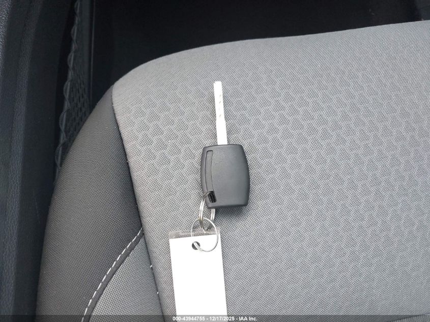 2017 Ford Escape Se VIN: 1FMCU9GD4HUB38932 Lot: 43944755