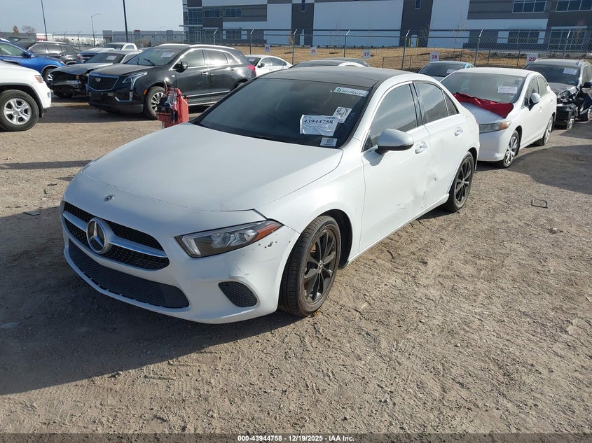 2021 Mercedes-Benz A 220