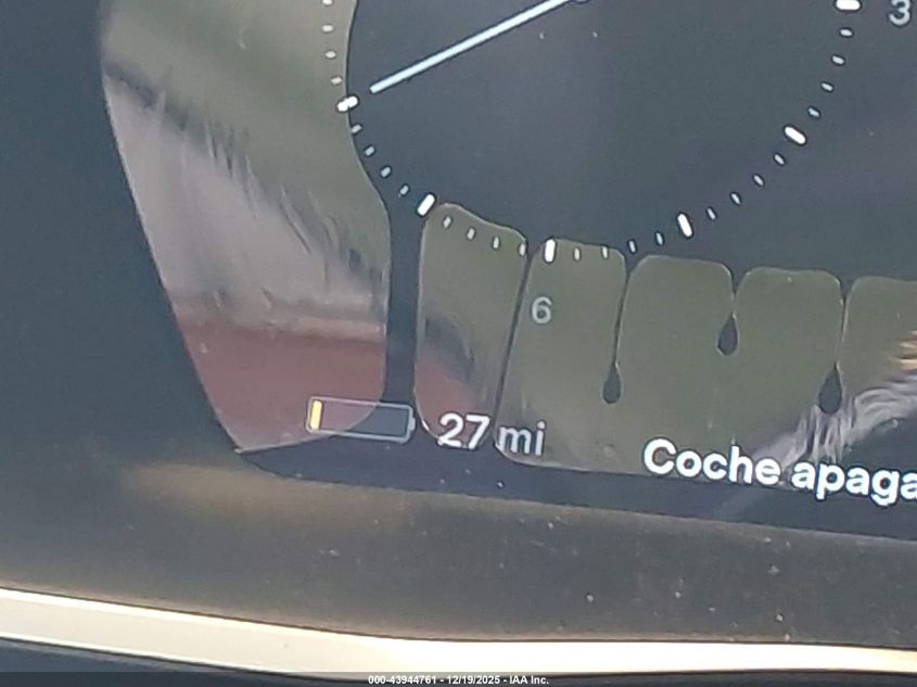 2016 Tesla Model S 60D/70D/75D/85D/90D VIN: 5YJSA1E25GF121950 Lot: 43944761