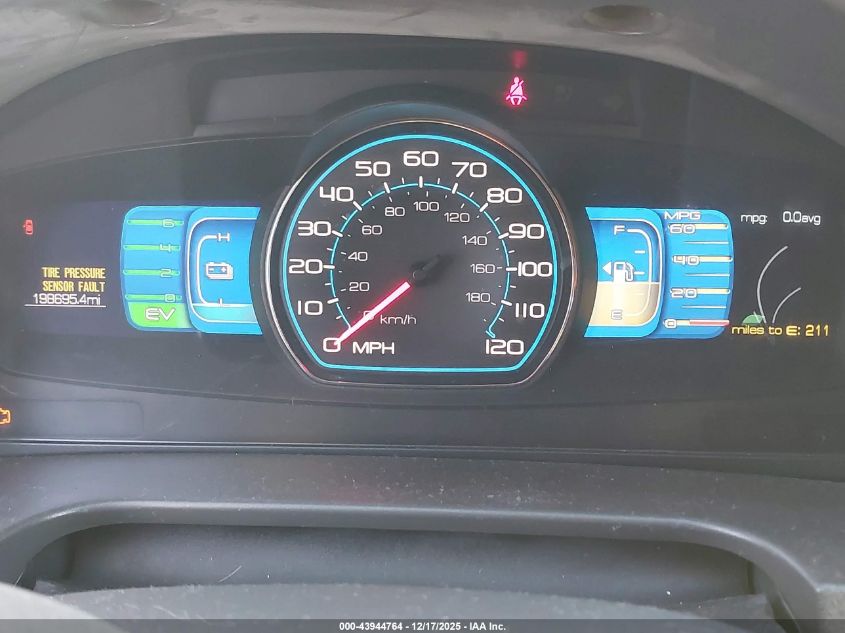 2010 Mercury Milan Hybrid VIN: 3MEDM0L36AR624073 Lot: 43944764