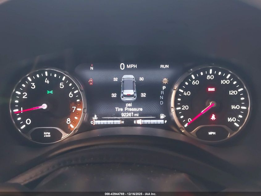 2016 Jeep Renegade Limited VIN: ZACCJBDT2GPD98682 Lot: 43944769