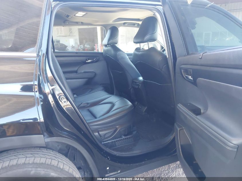 2020 Toyota Highlander Hybrid Xle VIN: 5TDGBRCH4LS502381 Lot: 43944809