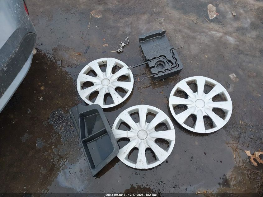 2010 Toyota Corolla Le VIN: 1NXBU4EE3AZ235328 Lot: 43944813