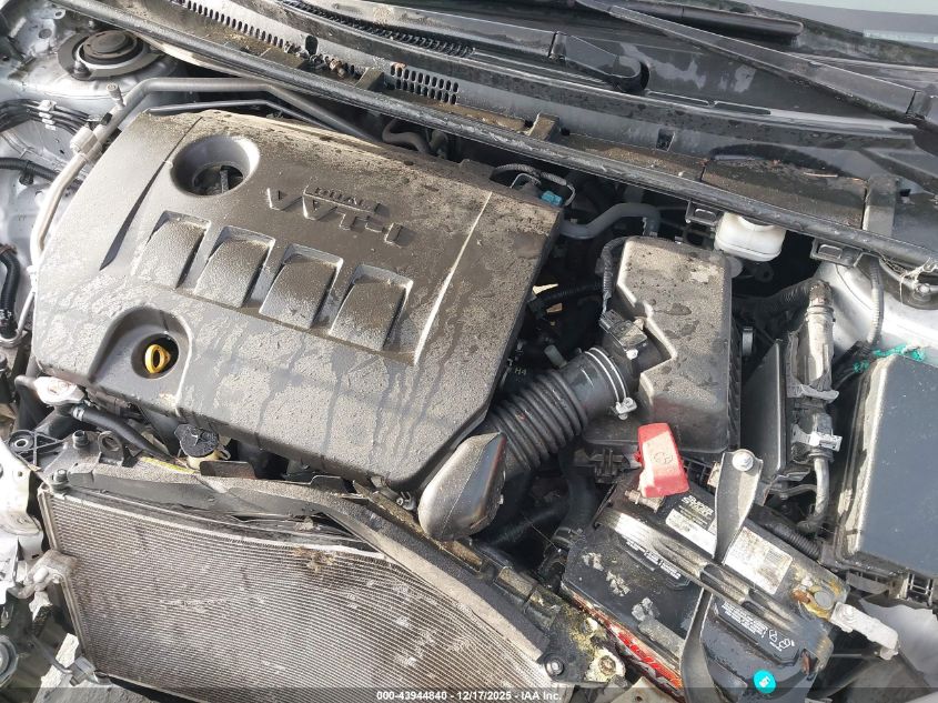 2018 Toyota Corolla Le VIN: 2T1BURHE1JC122567 Lot: 43944840