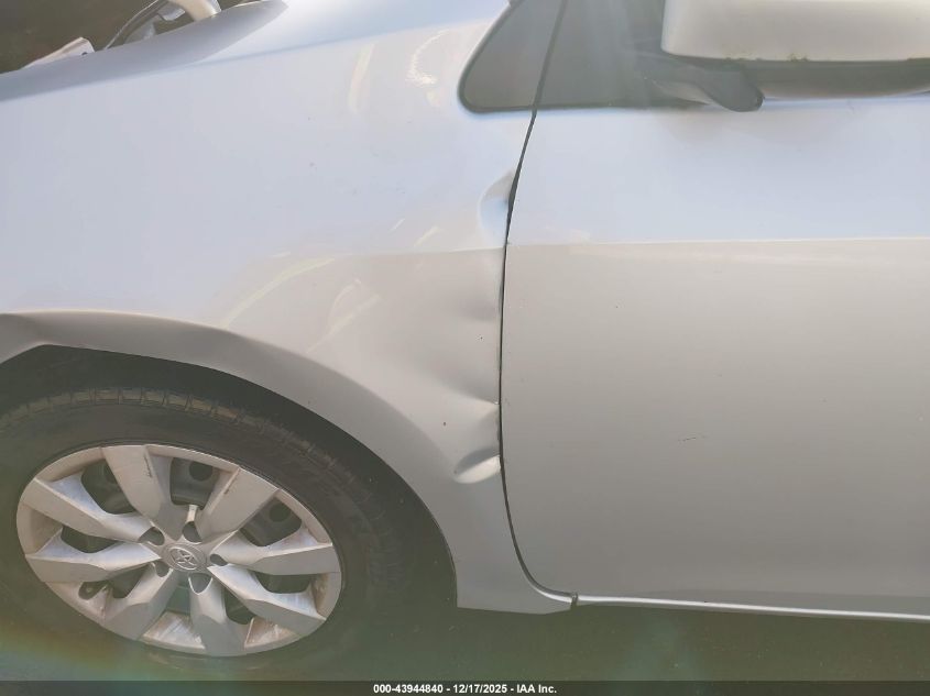 2018 Toyota Corolla Le VIN: 2T1BURHE1JC122567 Lot: 43944840