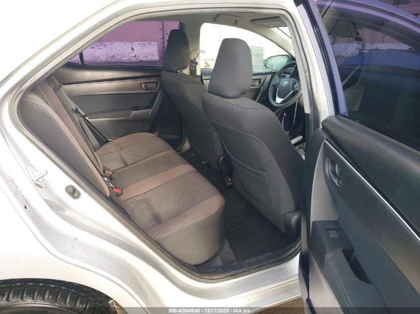 2018 Toyota Corolla Le VIN: 2T1BURHE1JC122567 Lot: 43944840