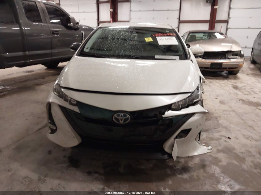 2018 Toyota Prius Prime Advanced VIN: JTDKARFP2J3075233 Lot: 43944862