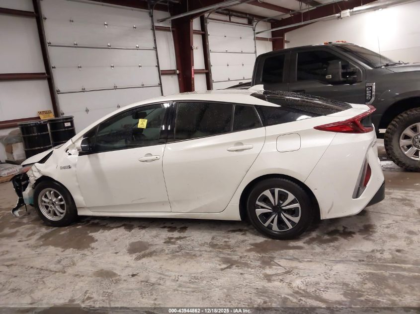 2018 Toyota Prius Prime Advanced VIN: JTDKARFP2J3075233 Lot: 43944862