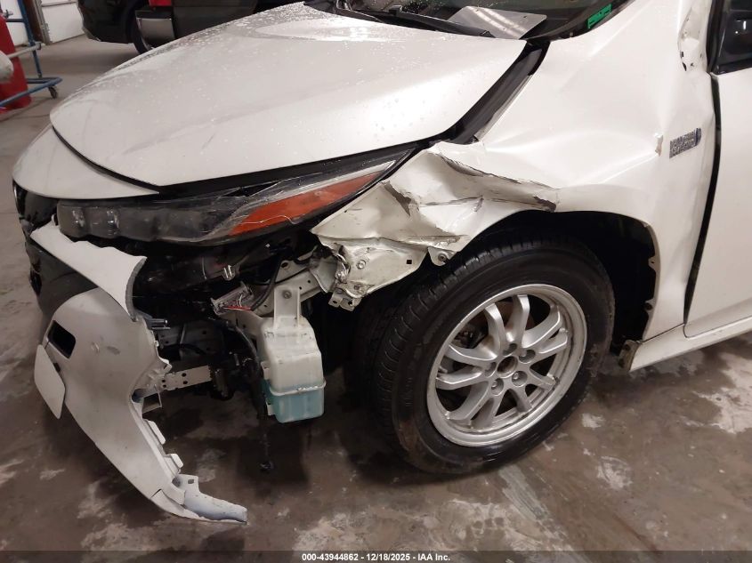 2018 Toyota Prius Prime Advanced VIN: JTDKARFP2J3075233 Lot: 43944862