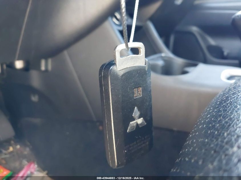 2016 Mitsubishi Outlander Sel VIN: JA4AD3A3XGZ013521 Lot: 43944883