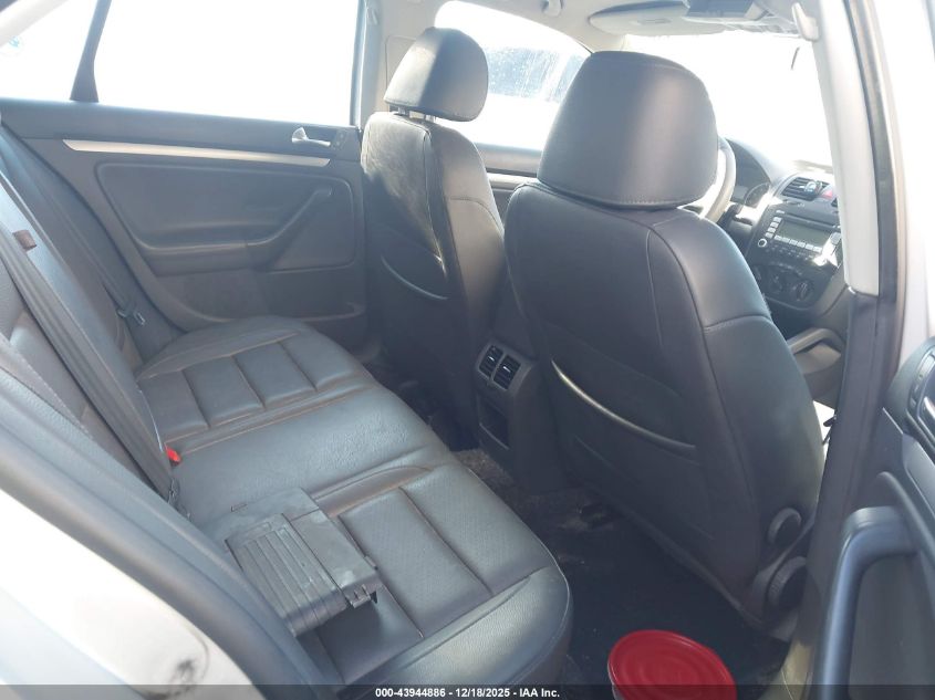 2008 Volkswagen Jetta Se/Sel VIN: 3VWRZ71K58M195962 Lot: 43944886