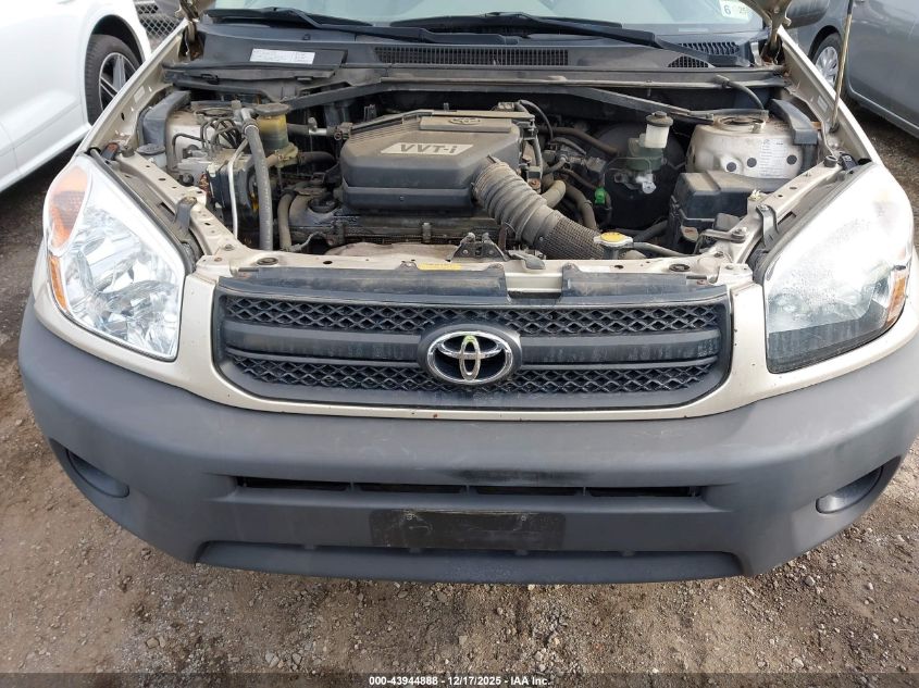 2004 Toyota Rav4 VIN: JTEHD20V640015795 Lot: 43944888