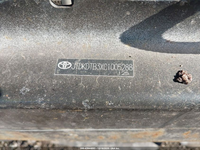 2012 Toyota Prius C Three VIN: JTDKDTB3XC1005288 Lot: 43944893