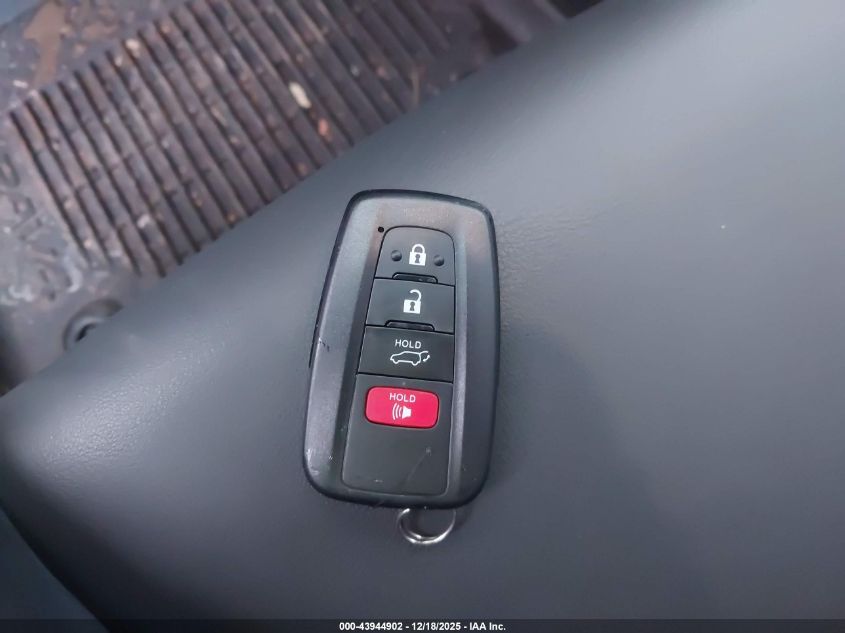 2025 Toyota Rav4 Hybrid Xse VIN: JTME6RFV0SD574671 Lot: 43944902