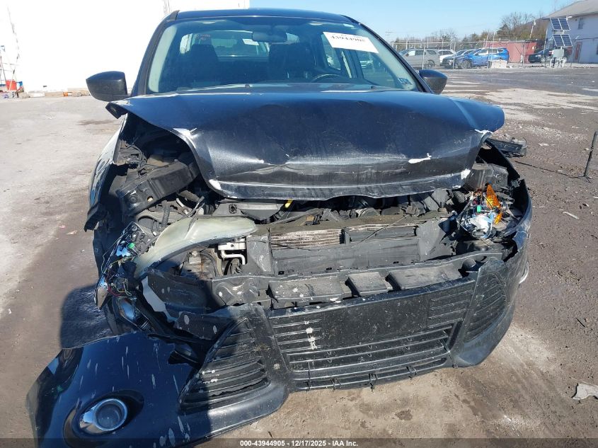 2012 Ford Focus Se VIN: 1FAHP3F2XCL389697 Lot: 43944905