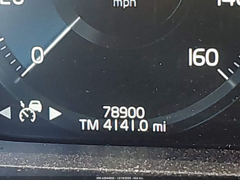 2017 Volvo Xc90 Hybrid T8 R-Design VIN: YV4BC0PM1H1150078 Lot: 43944924