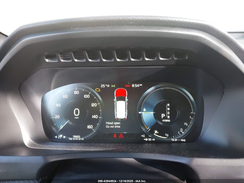 2017 Volvo Xc90 Hybrid T8 R-Design VIN: YV4BC0PM1H1150078 Lot: 43944924