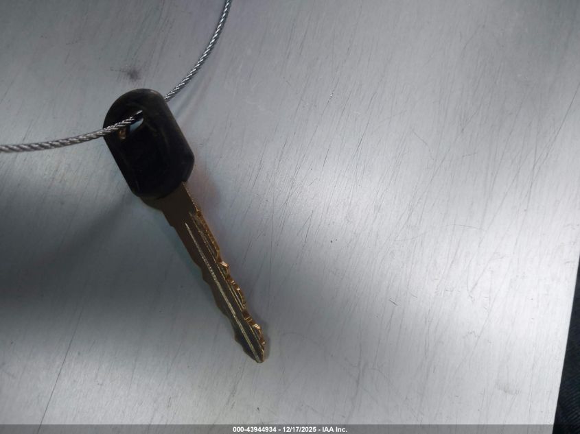 2002 Chevrolet Suburban 1500 Ls VIN: 1GNFK16Z12J219506 Lot: 43944934