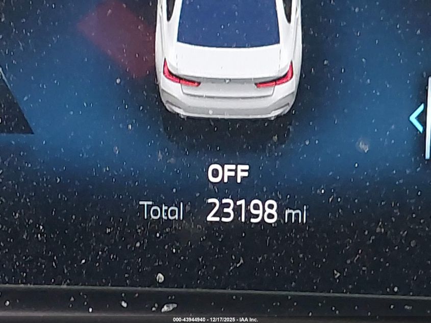 2025 BMW 330I xDrive VIN: 3MW89CW04S8F32942 Lot: 43944940