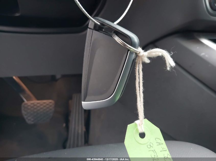 2025 BMW 330I xDrive VIN: 3MW89CW04S8F32942 Lot: 43944940