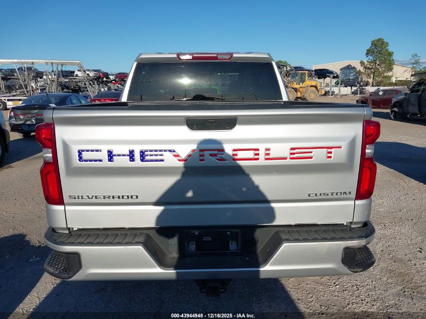 2021 Chevrolet Silverado 1500 4Wd Short Bed Custom VIN: 3GCPYBEK7MG323492 Lot: 43944948