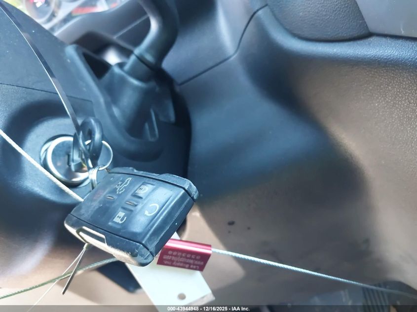 2021 Chevrolet Silverado 1500 4Wd Short Bed Custom VIN: 3GCPYBEK7MG323492 Lot: 43944948