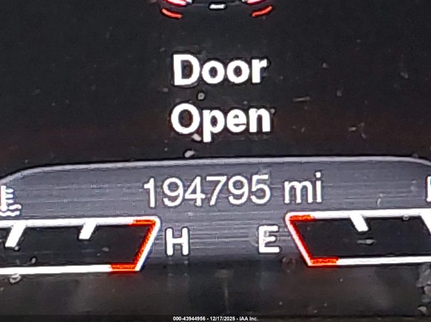 2014 Jeep Cherokee Limited VIN: 1C4PJLDS9EW241827 Lot: 43944956