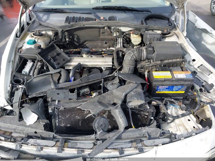 1999 Volvo V70 VIN: YV1LW55A1X2581463 Lot: 43944984