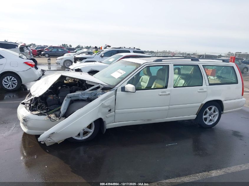 1999 Volvo V70 VIN: YV1LW55A1X2581463 Lot: 43944984