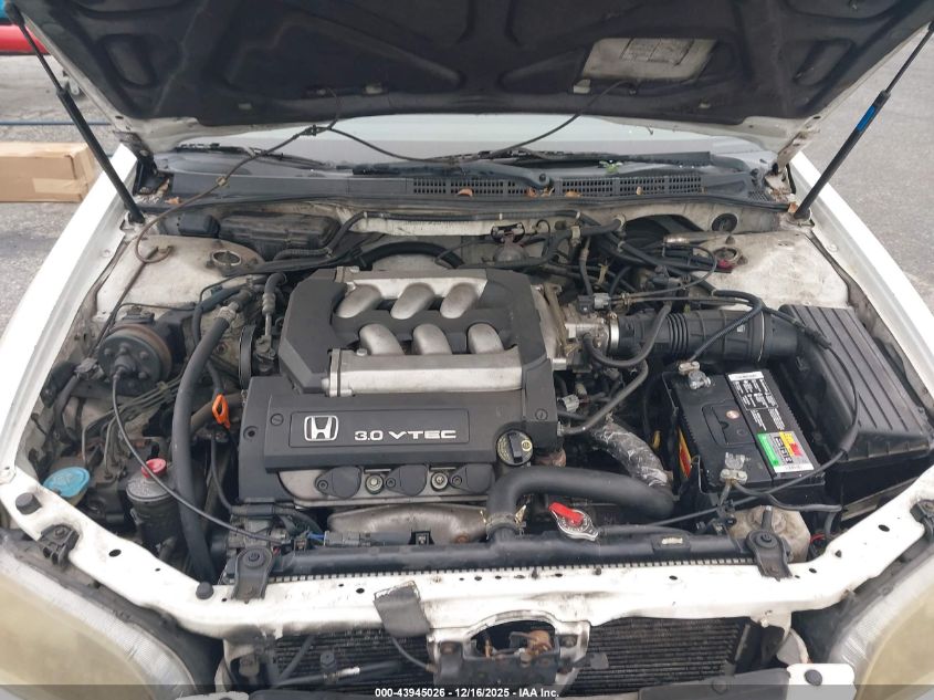 2000 Honda Accord 3.0 Ex VIN: 1HGCG2258YA017617 Lot: 43945026