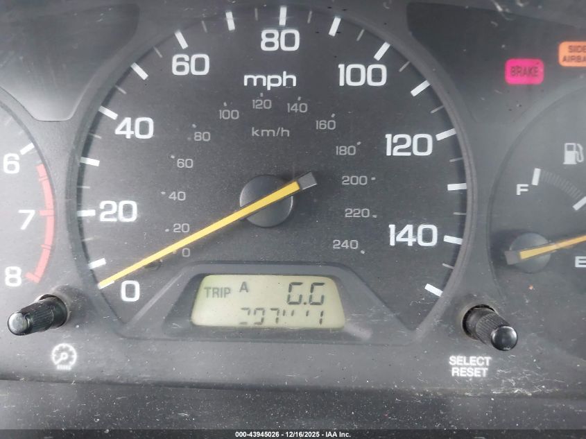 2000 Honda Accord 3.0 Ex VIN: 1HGCG2258YA017617 Lot: 43945026