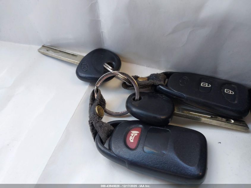 2013 Hyundai Accent Gls VIN: KMHCT4AE1DU413772 Lot: 43945028