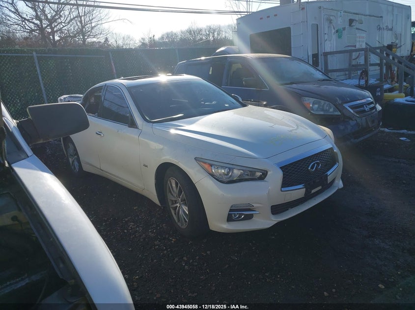 2016 Infiniti Q50 2.0T Premium