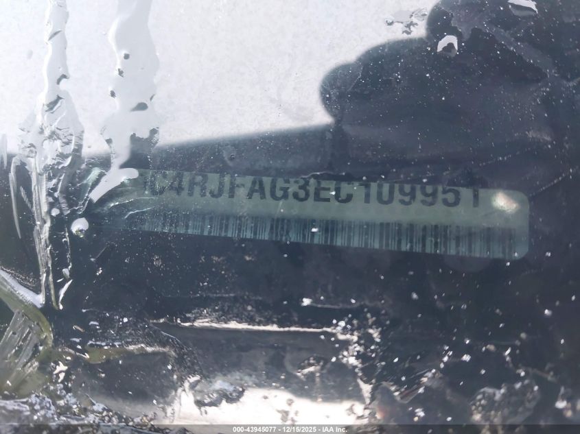 2014 Jeep Grand Cherokee Laredo VIN: 1C4RJFAG3EC109951 Lot: 43945077