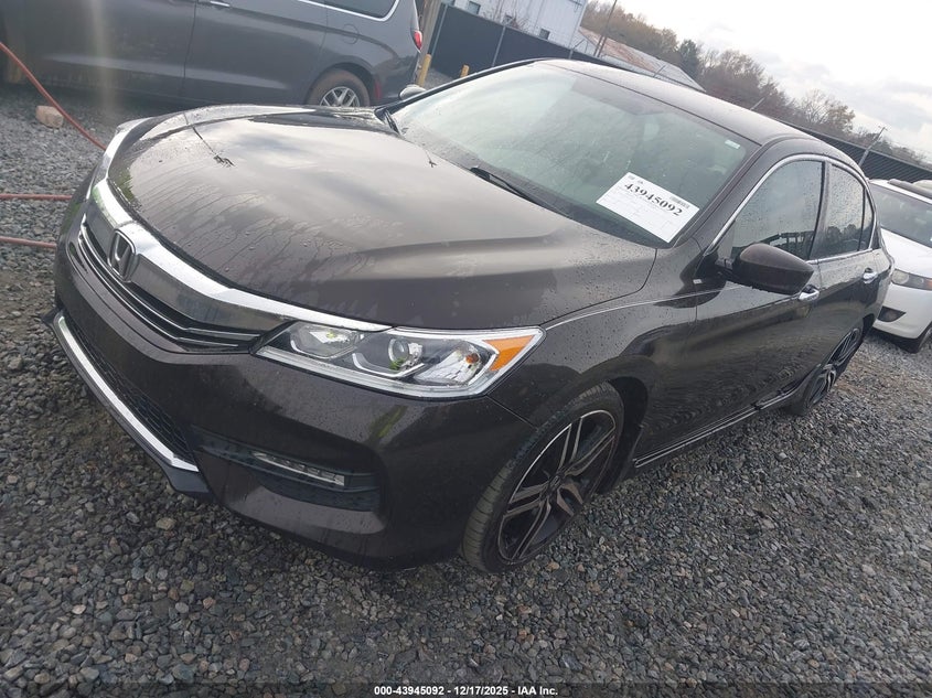 1HGCR2F10HA131841 2017 HONDA ACCORD photo no. 2