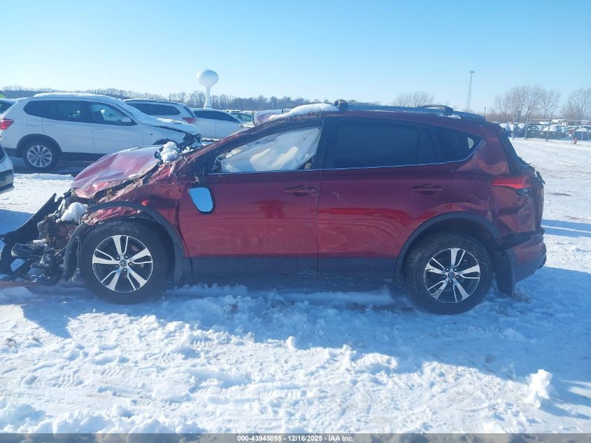 2018 Toyota Rav4 Xle VIN: 2T3RFREV3JW812257 Lot: 43945095