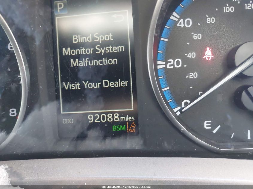 2018 Toyota Rav4 Xle VIN: 2T3RFREV3JW812257 Lot: 43945095