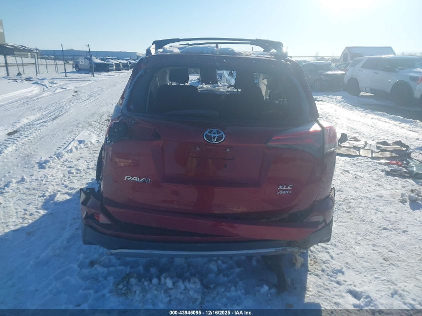 2018 Toyota Rav4 Xle VIN: 2T3RFREV3JW812257 Lot: 43945095