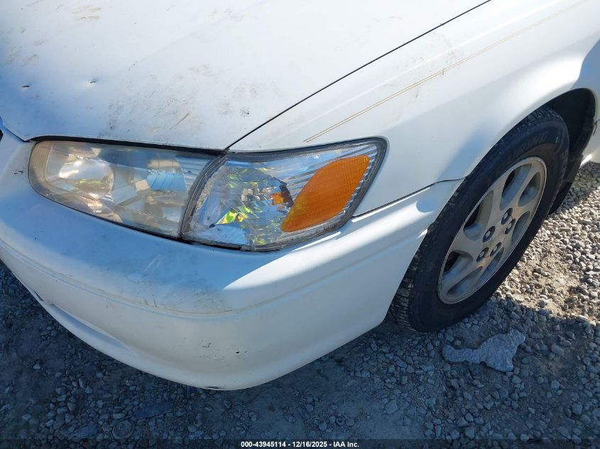 2000 Toyota Camry Xle VIN: JT2BG28KXY0472989 Lot: 43945114