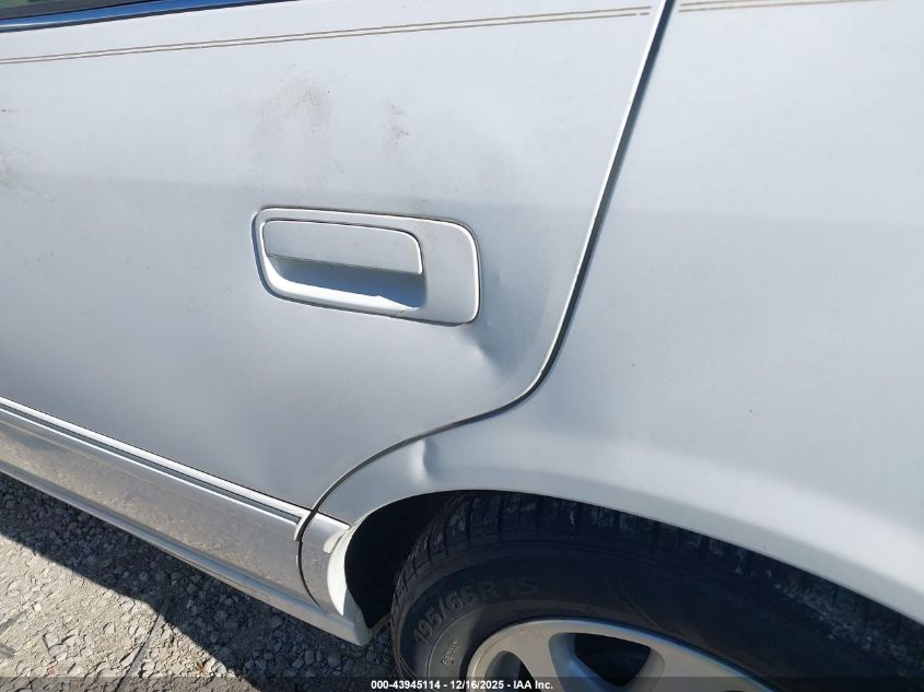 2000 Toyota Camry Xle VIN: JT2BG28KXY0472989 Lot: 43945114