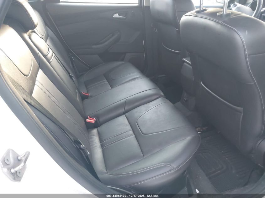 2012 Ford Focus Titanium VIN: 1FAHP3N22CL223594 Lot: 43945172