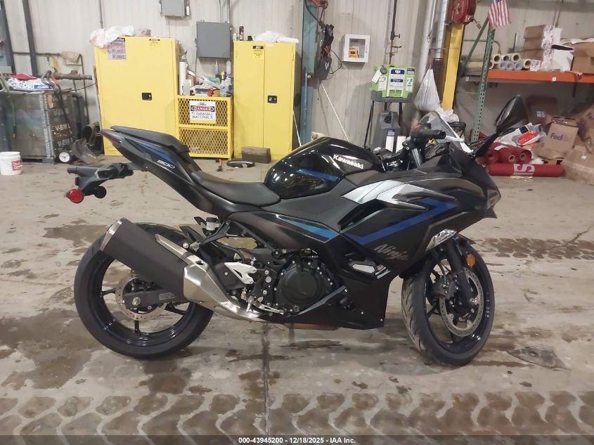 2025 Kawasaki Ex500 VIN: ML5EXGG14SDA51664 Lot: 43945200