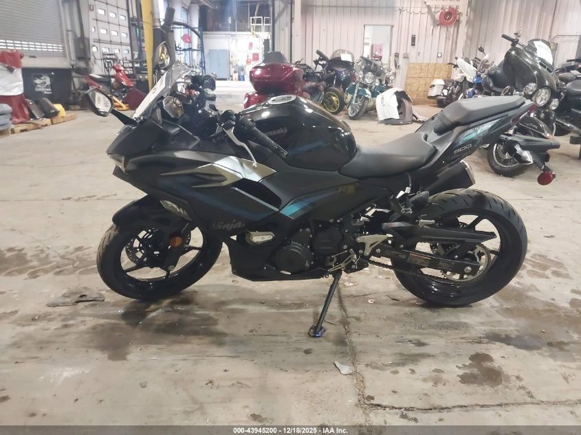 2025 Kawasaki Ex500 VIN: ML5EXGG14SDA51664 Lot: 43945200