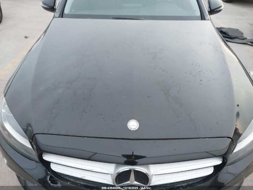 2017 Mercedes-Benz C 300 VIN: 55SWF4JB6HU200327 Lot: 43945205