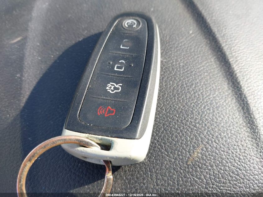 2013 Ford Escape Titanium VIN: 1FMCU0J92DUD35303 Lot: 43945227