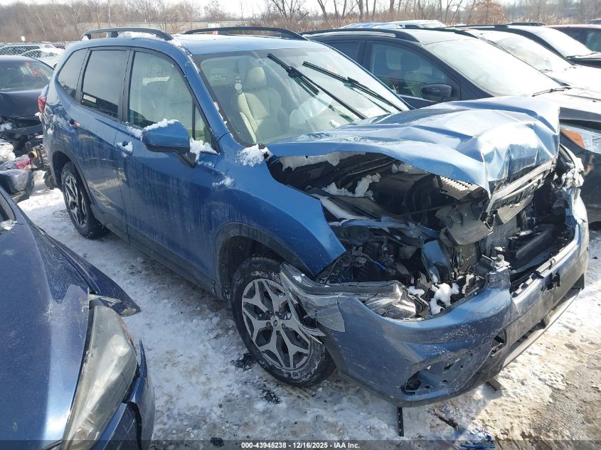 SUBARU FORESTER PREMIUM