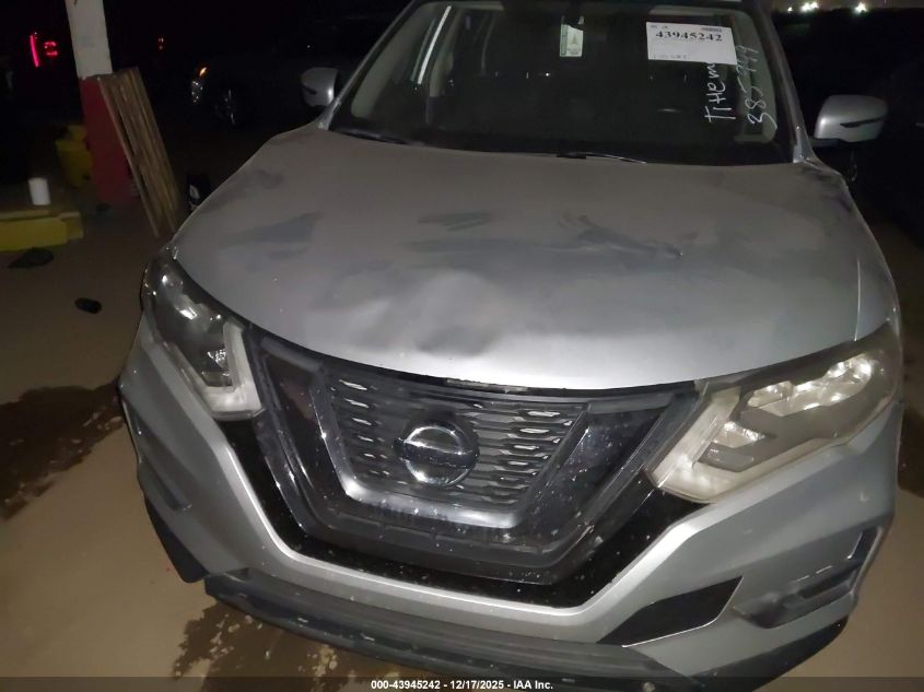 2017 Nissan Rogue S VIN: JN8AT2MT3HW385949 Lot: 43945242