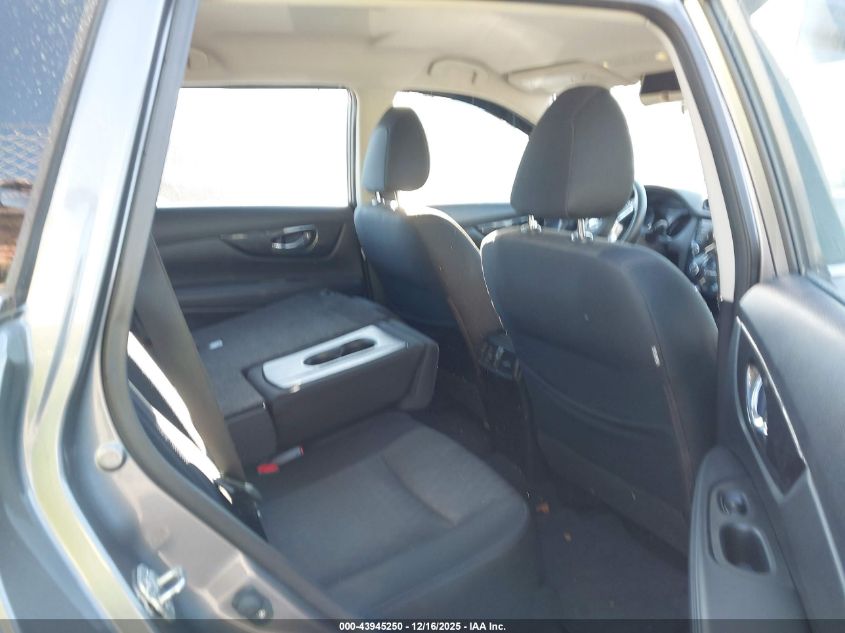 2018 Nissan Rogue S VIN: JN8AT2MT0JW460662 Lot: 43945250